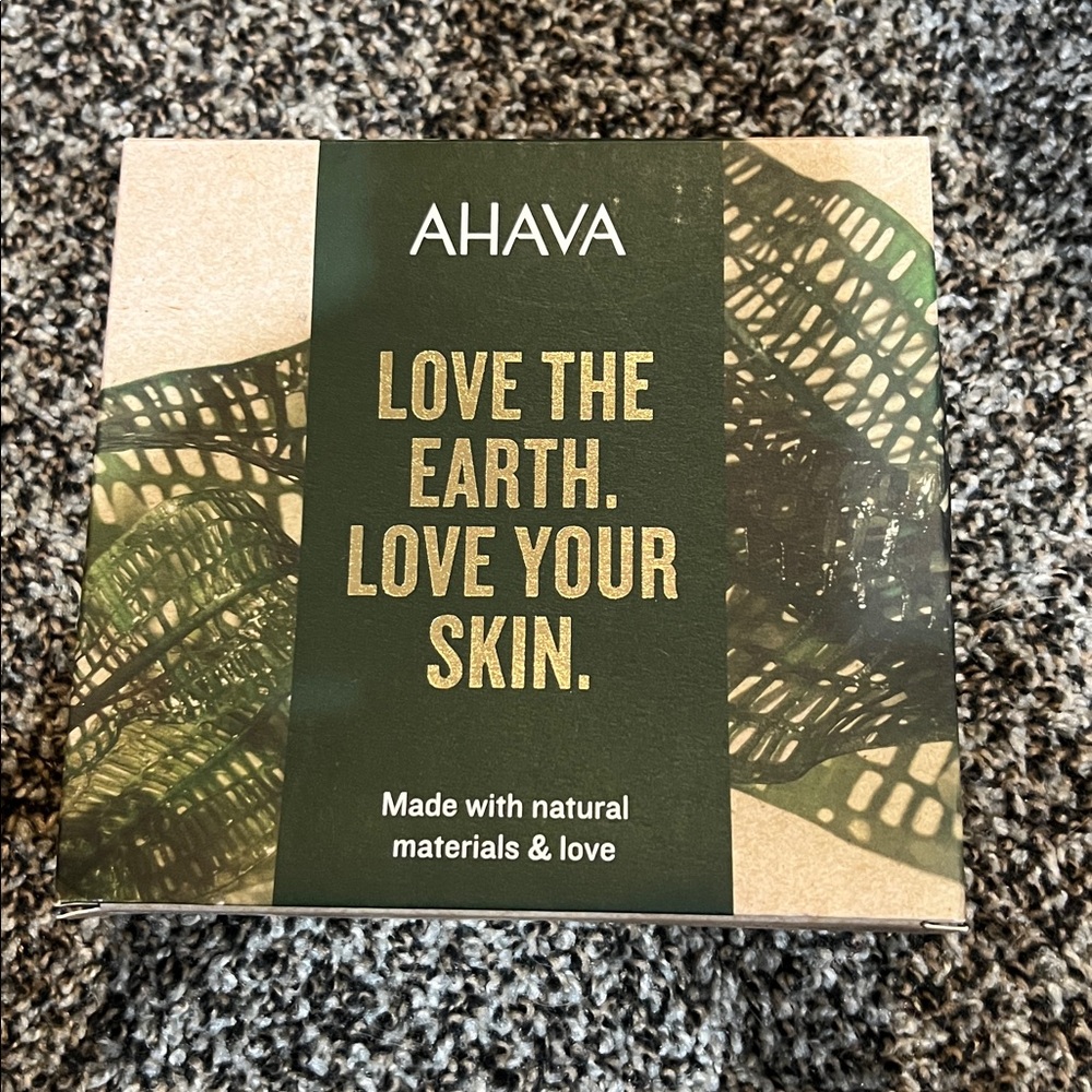 AHAVA Love the Earth. Love Your Skin Trio Set: LOTION • CREAM • SHOWER GEL ~ NIB - Picture 2 of 2